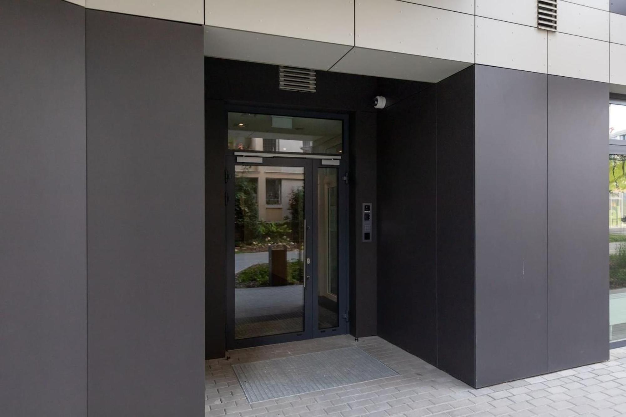 ורשה Aleja Solidarnosci 60B II By Noclegi Renters מראה חיצוני תמונה